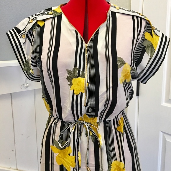 Paris Striped Summer Dress Yellow Roses Size M 8 - Picture 2 of 6